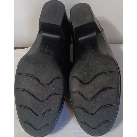 Women's Clark's Dress Shoes Black 7 Block Heel Emslie Warren Black Booties READ - Picture 8 of 11